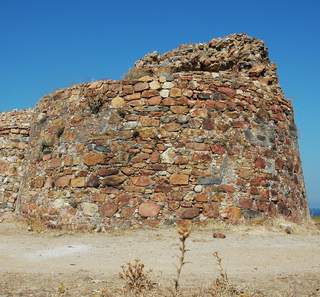 Tour en ruine